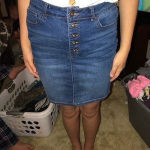 Jean skirt